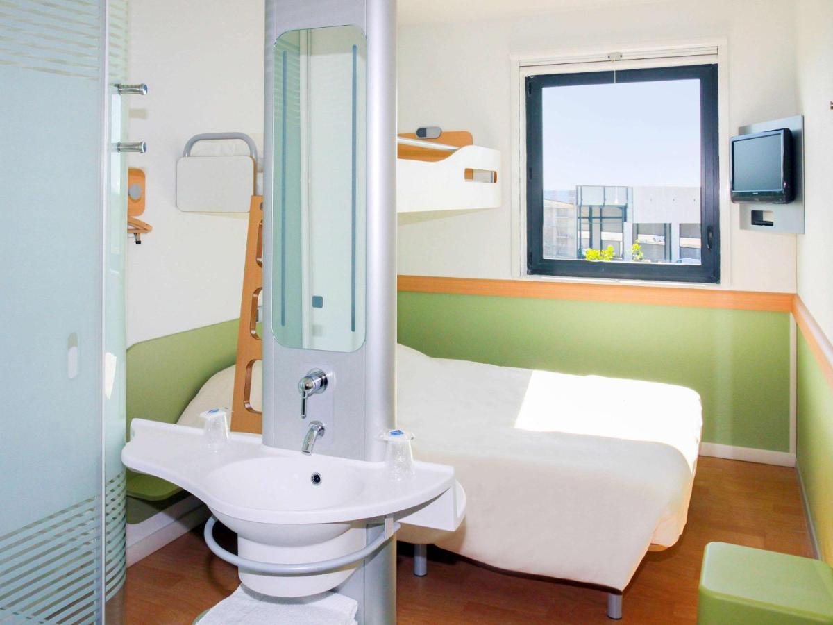Ibis Budget Castelnaudary - A61 Екстер'єр фото
