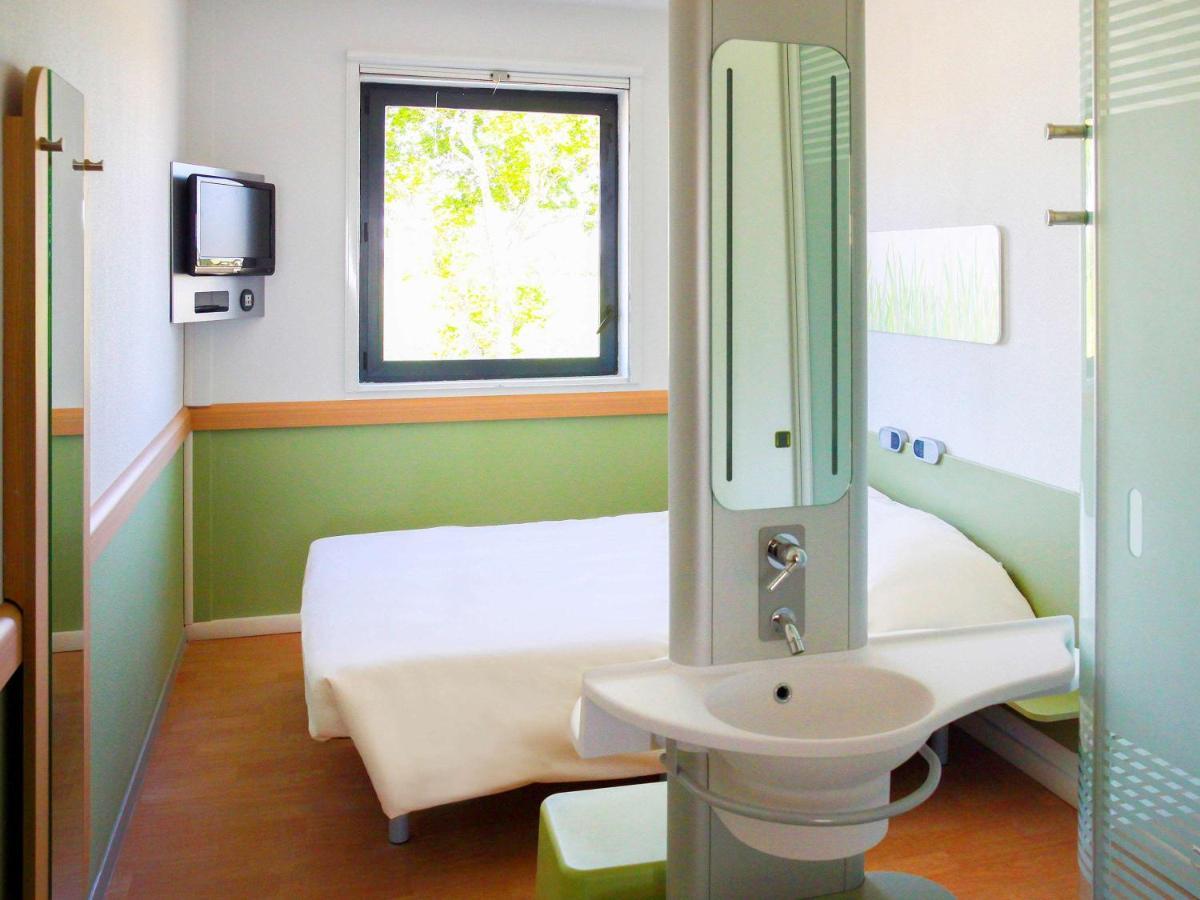 Ibis Budget Castelnaudary - A61 Екстер'єр фото